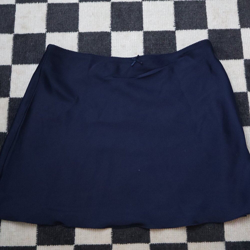 NWOT Brandy Melville silky skirt